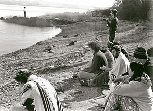 Sunday Morning End of Holiday Links