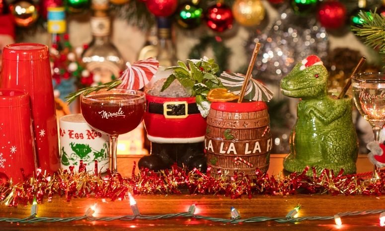 Saturday evening holiday links!