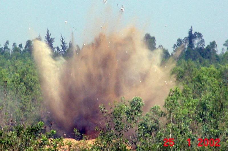 Saturday Morning Landmine Links