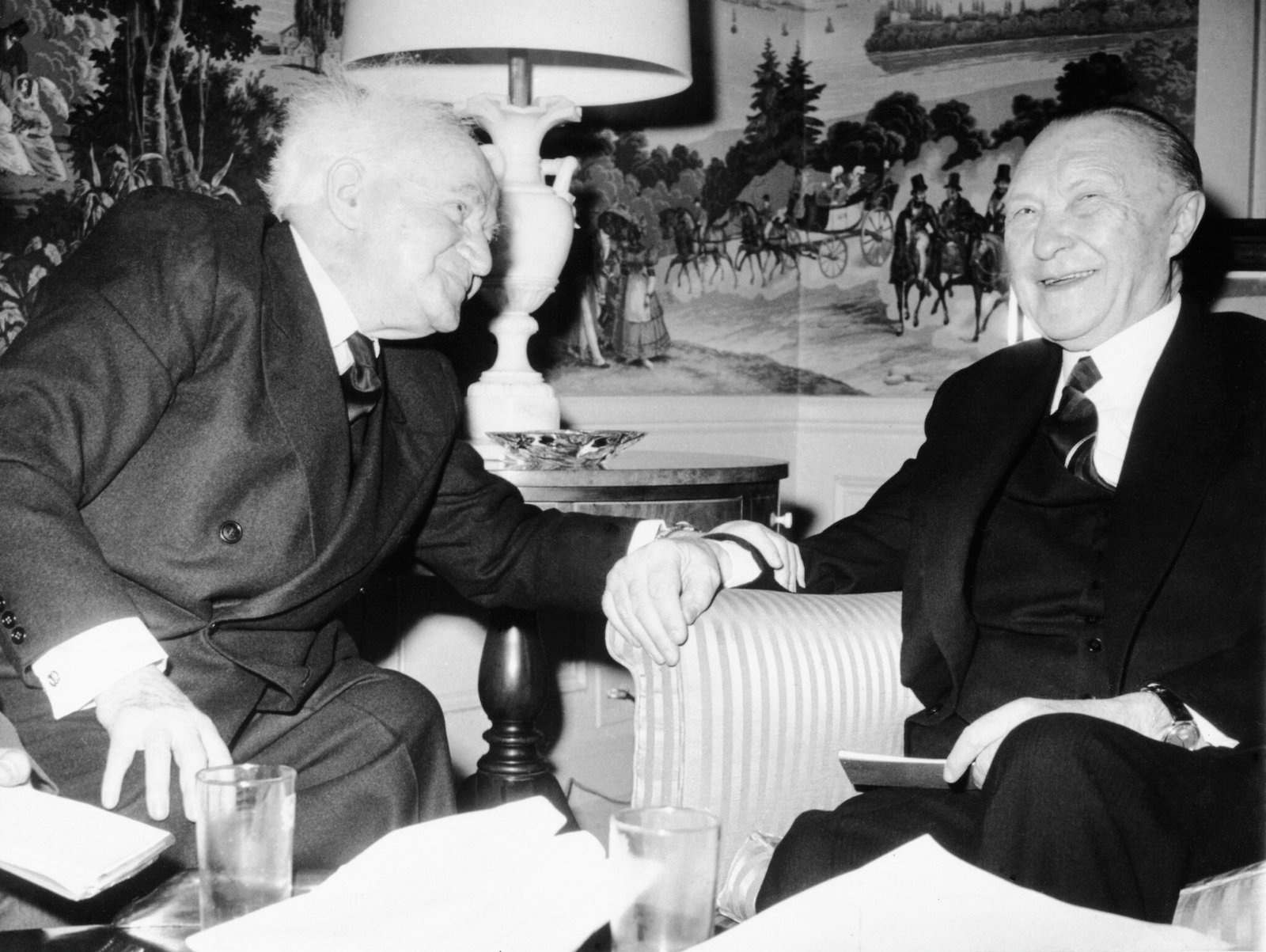 Sunday Morning Shaky Links