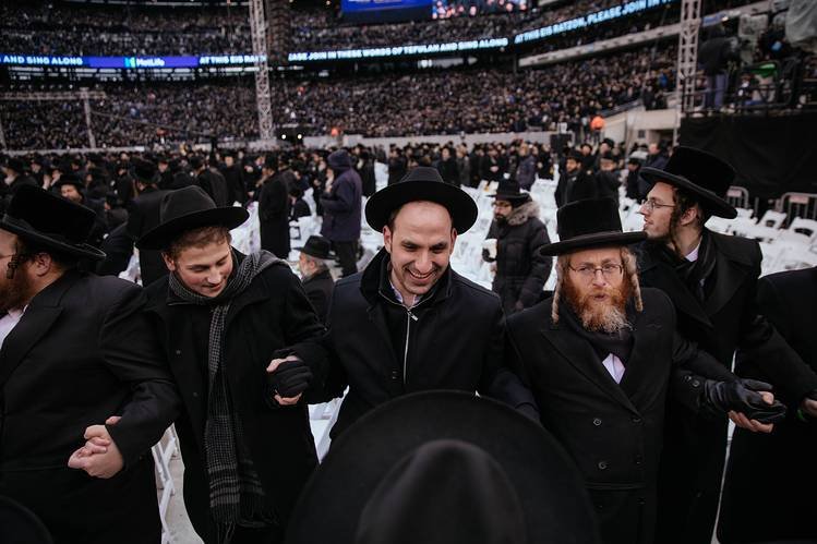 Super Bowl Sunday Morning Links