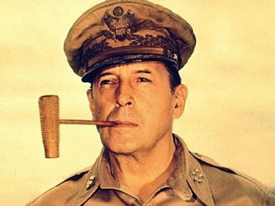 Thursday Afternoon Links of Retvrn